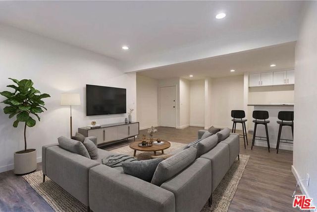 28947 Thousand Oaks Boulevard 112, Agoura Hills, CA 91301