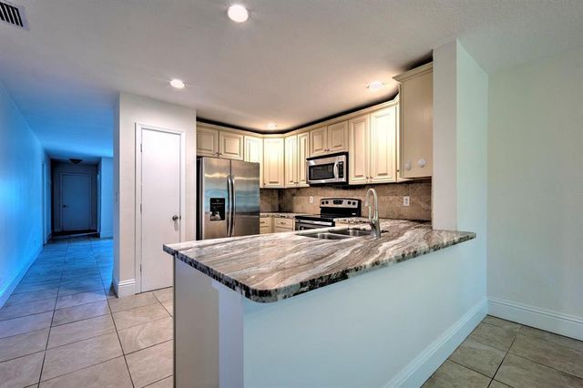 3057 NW 103rd Lane, Coral Springs, FL 33065