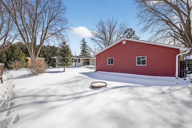 500 South Street, Clyman, WI 53016