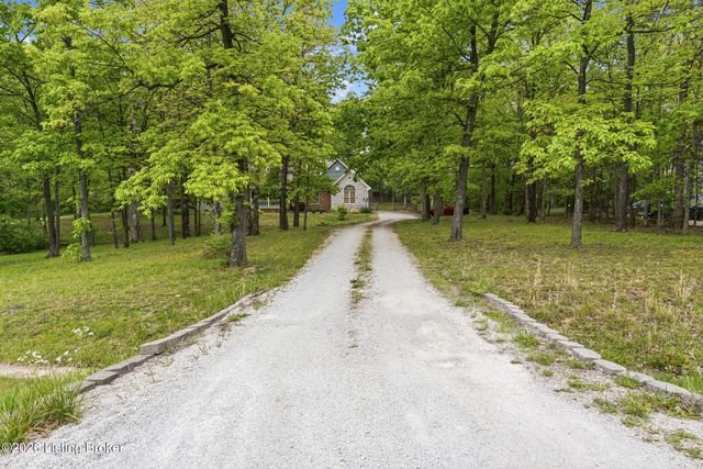 180 Bowman Ct, Mt Washington, KY 40047