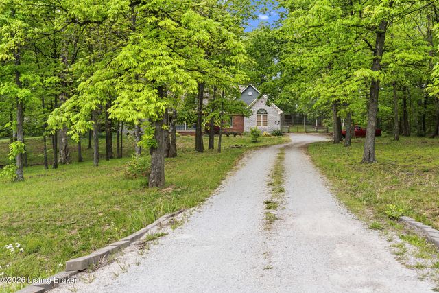 180 Bowman Ct, Mt Washington, KY 40047