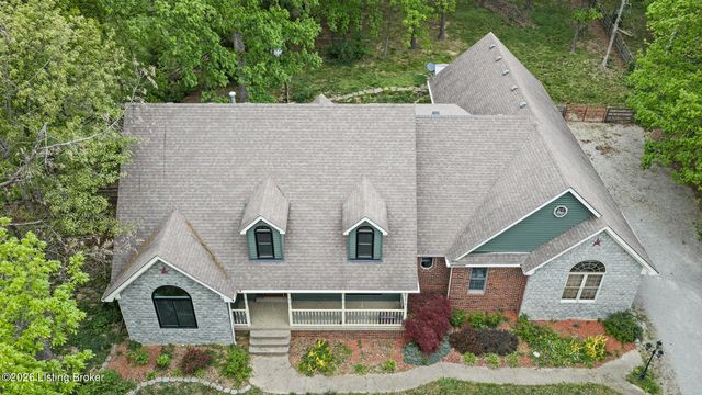 180 Bowman Ct, Mt Washington, KY 40047