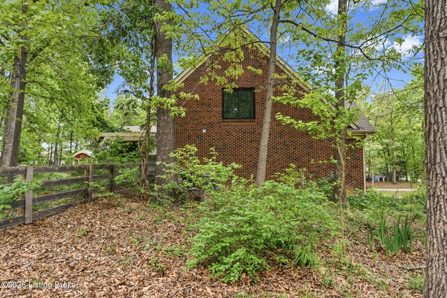 180 Bowman Ct, Mt Washington, KY 40047