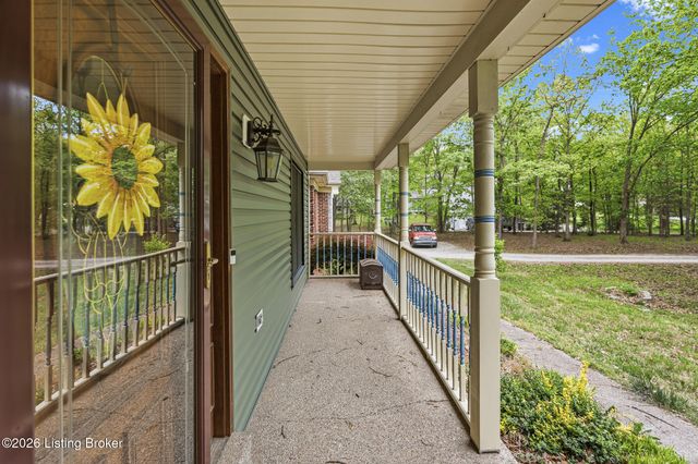 180 Bowman Ct, Mt Washington, KY 40047