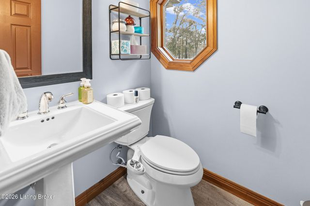 180 Bowman Ct, Mt Washington, KY 40047