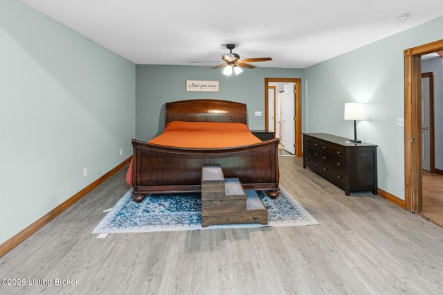 180 Bowman Ct, Mt Washington, KY 40047