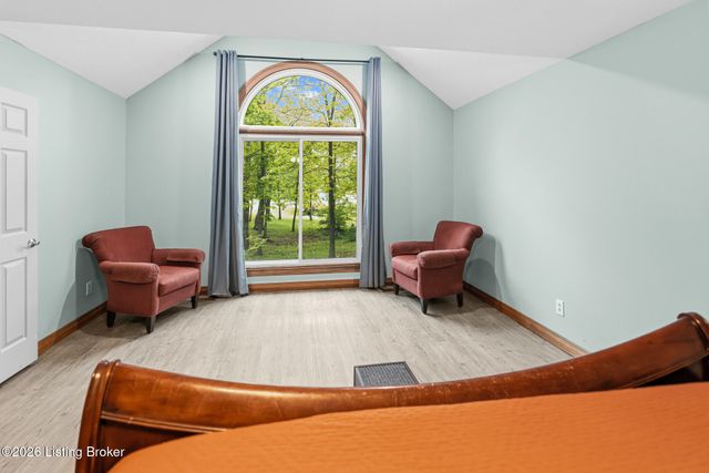 180 Bowman Ct, Mt Washington, KY 40047