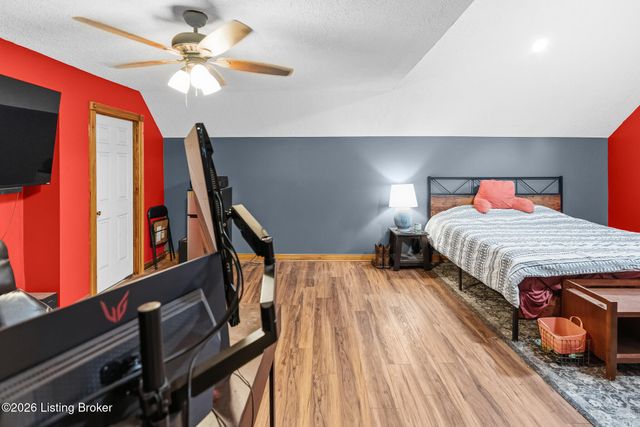 180 Bowman Ct, Mt Washington, KY 40047