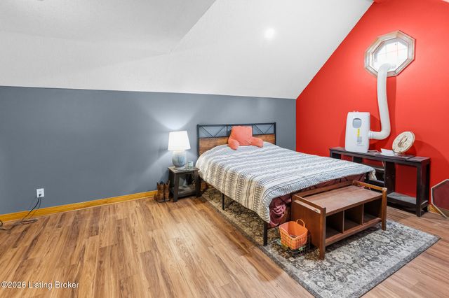 180 Bowman Ct, Mt Washington, KY 40047