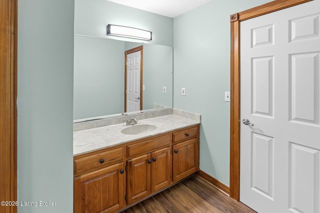 180 Bowman Ct, Mt Washington, KY 40047