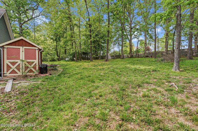 180 Bowman Ct, Mt Washington, KY 40047