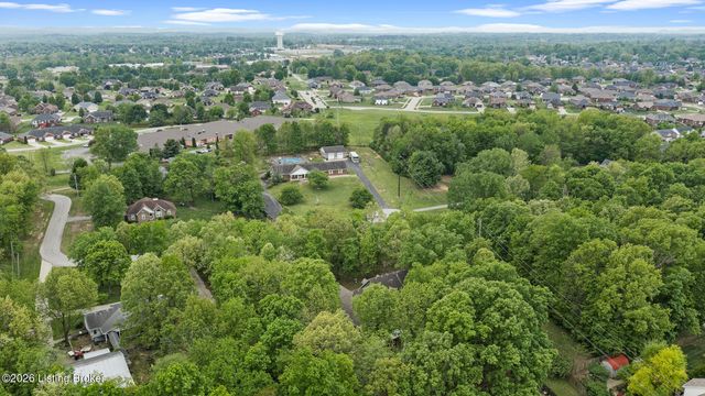 180 Bowman Ct, Mt Washington, KY 40047