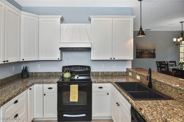 8949 MALIBU ST 303, Naples, FL 34113