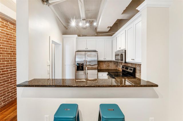 3600 Montrose Boulevard 904, Houston, TX 77006