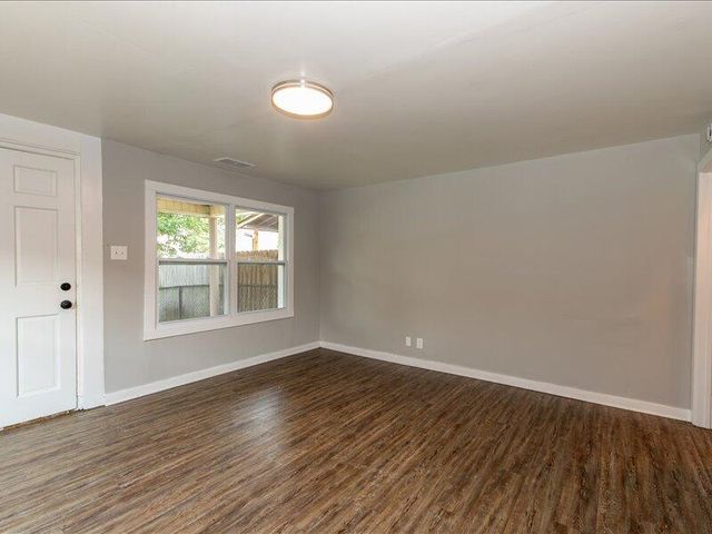 1326 Banklick, Covington, KY 41011