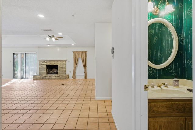 1444 TANGLEWOOD DR. WEST, Hideaway, TX 75771