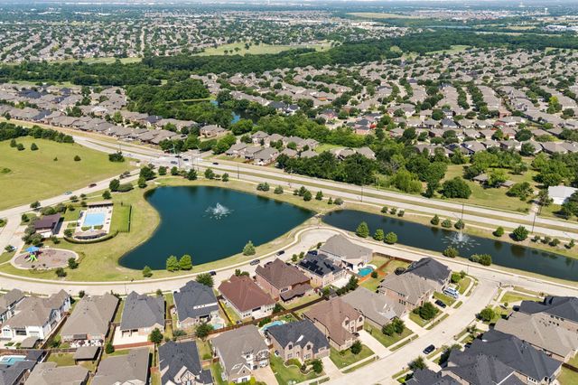 138 Spanish Bluebell Drive, Wylie, TX 75098