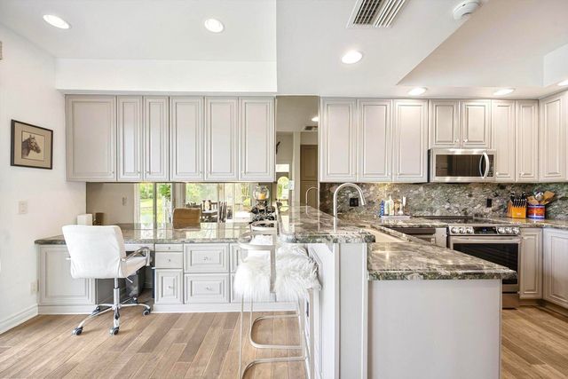 11813 Pebblewood Drive, Wellington, FL 33414