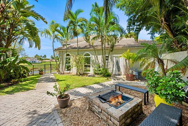 11813 Pebblewood Drive, Wellington, FL 33414