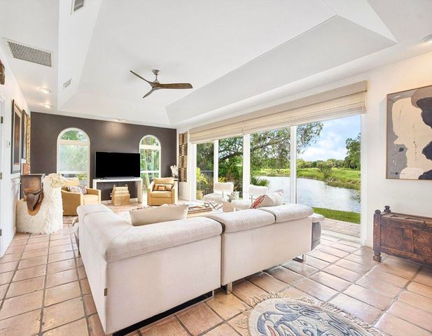 11813 Pebblewood Drive, Wellington, FL 33414