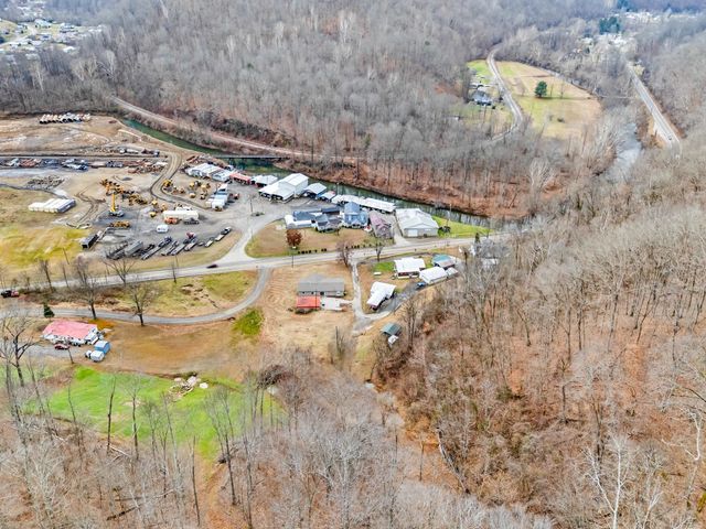 56 Price Petry Drive, Madison, WV 25130