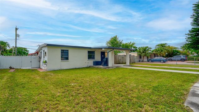 9840 SW 48th St, Miami, FL 33165