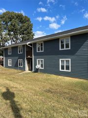 301 E Garden Street, Landis, NC 28088