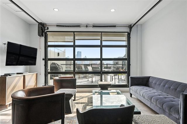 2545 Penn Avenue 208, Downtown Pgh, PA 15222