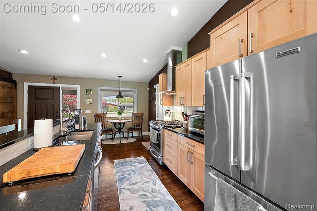 3580 Newgate Drive, Troy, MI 48084