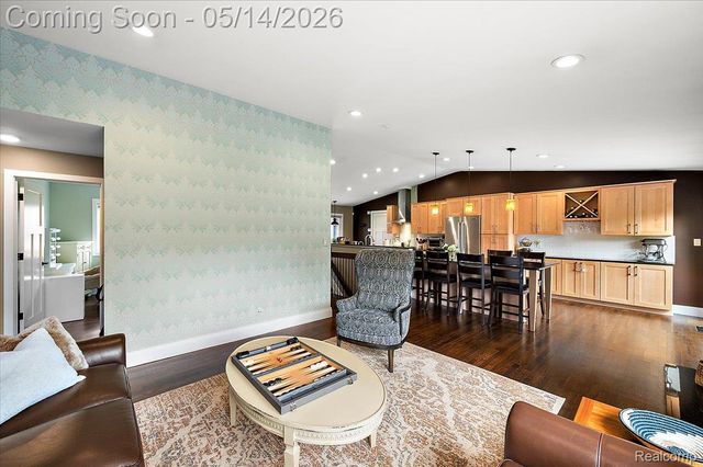 3580 Newgate Drive, Troy, MI 48084