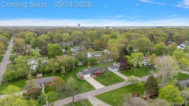 3580 Newgate Drive, Troy, MI 48084