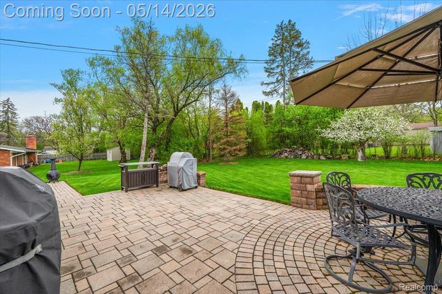 3580 Newgate Drive, Troy, MI 48084