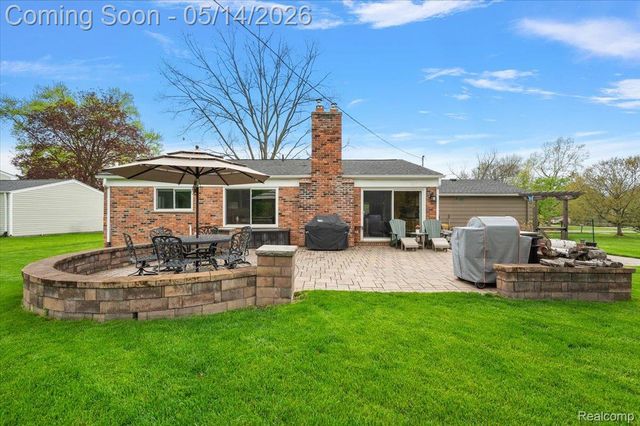 3580 Newgate Drive, Troy, MI 48084