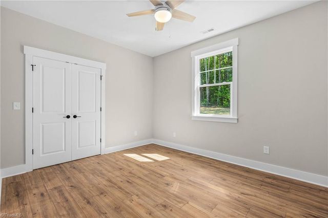 1705 NC Highway 801 S, Advance, NC 27006