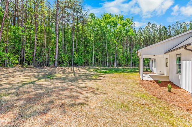 1705 NC Highway 801 S, Advance, NC 27006