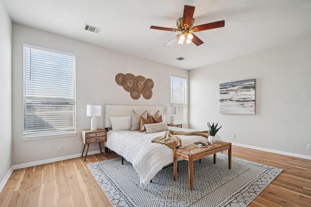 1003 Ambrose DR, Pflugerville, TX 78660