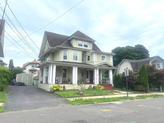 105 Wentworth Street 2, Bridgeport, CT 06606
