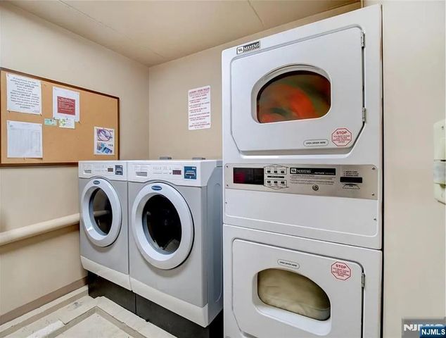 250 Gorge 21B, Cliffside Park, NJ 07010
