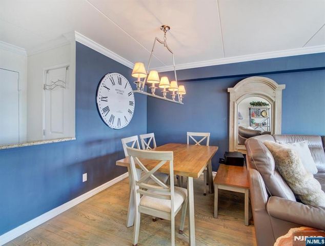 250 Gorge 21B, Cliffside Park, NJ 07010