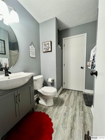 5714 S 161st Street, Omaha, NE 68135