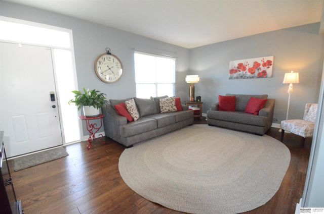 5714 S 161st Street, Omaha, NE 68135
