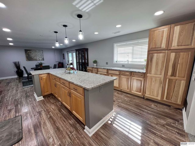 5714 S 161st Street, Omaha, NE 68135