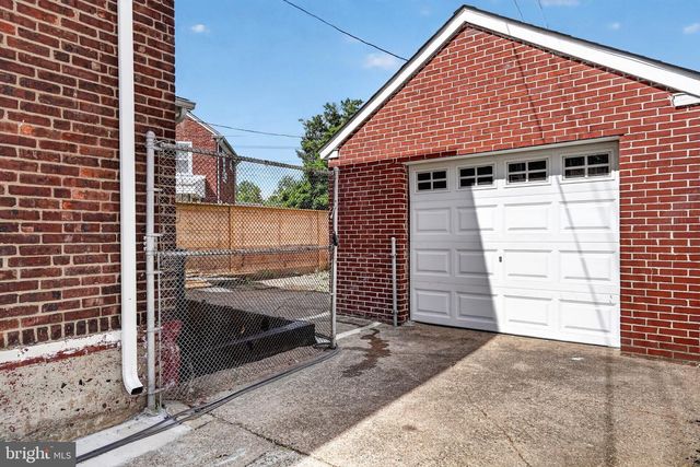 3044 N MERRIMAC RD, Camden, NJ 08104