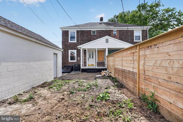 3044 N MERRIMAC RD, Camden, NJ 08104