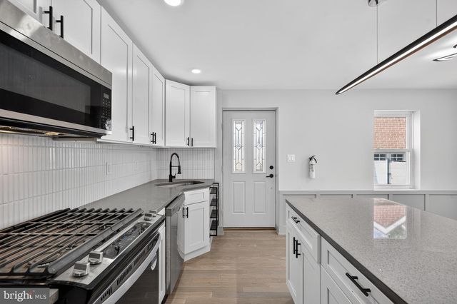 3044 N MERRIMAC RD, Camden, NJ 08104