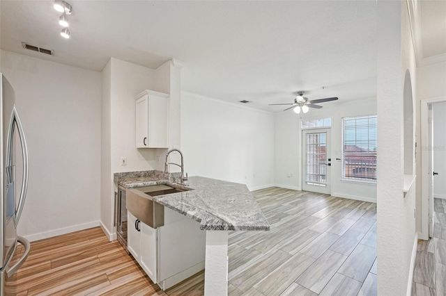 5000 CULBREATH KEY WAY 8-212, Tampa, FL 33611