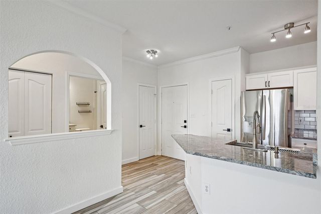 5000 CULBREATH KEY WAY 8-212, Tampa, FL 33611