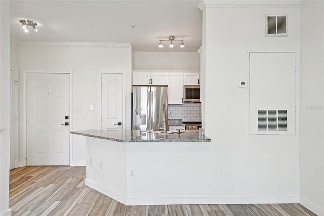 5000 CULBREATH KEY WAY 8-212, Tampa, FL 33611