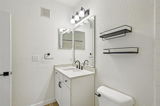 5000 CULBREATH KEY WAY 8-212, Tampa, FL 33611