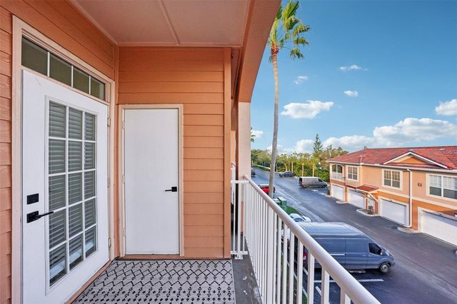 5000 CULBREATH KEY WAY 8-212, Tampa, FL 33611